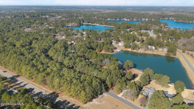 $489,000 | 107 Lancashire Lane, Seven Lakes, NC 27376