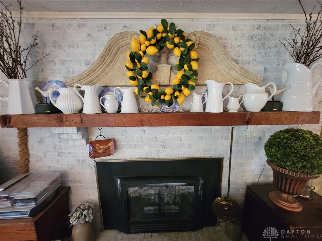 2887 Dayton Springfield Road Springfield, OH 45506 - Photo 14 of 27