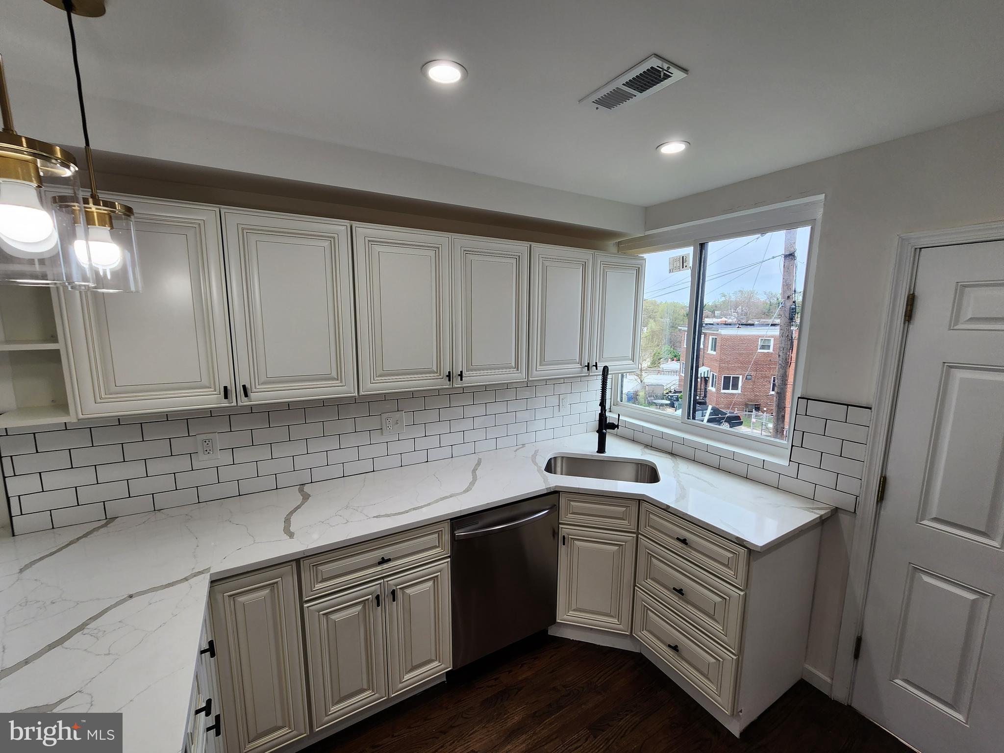 1261 Gallatin Street Northeast Washington, DC 20017 - Photo 10 of 60 Kitchen