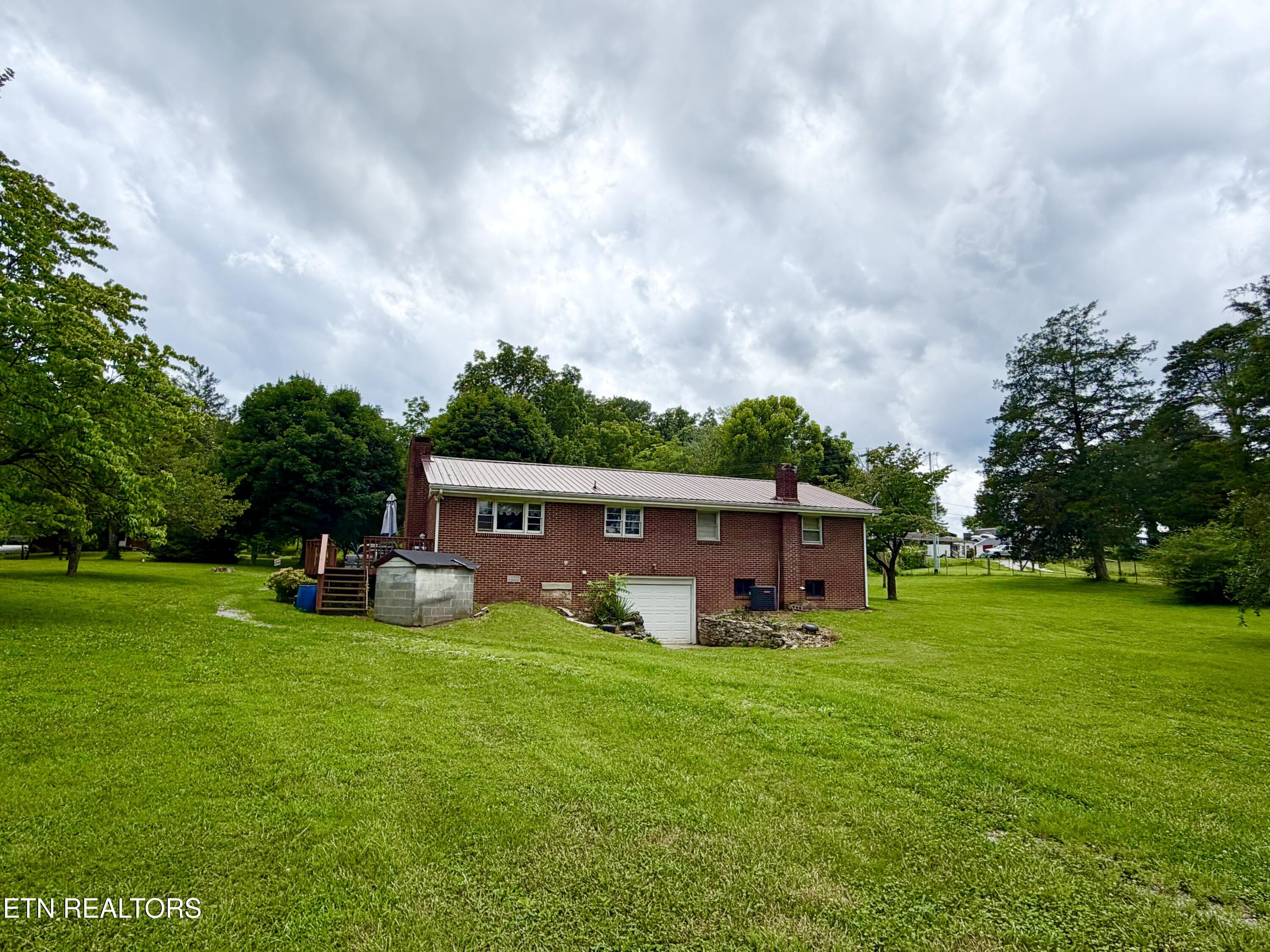 371 Pinecrest Road Jacksboro, TN 37757 - Photo 42 of 48 IMG_3398