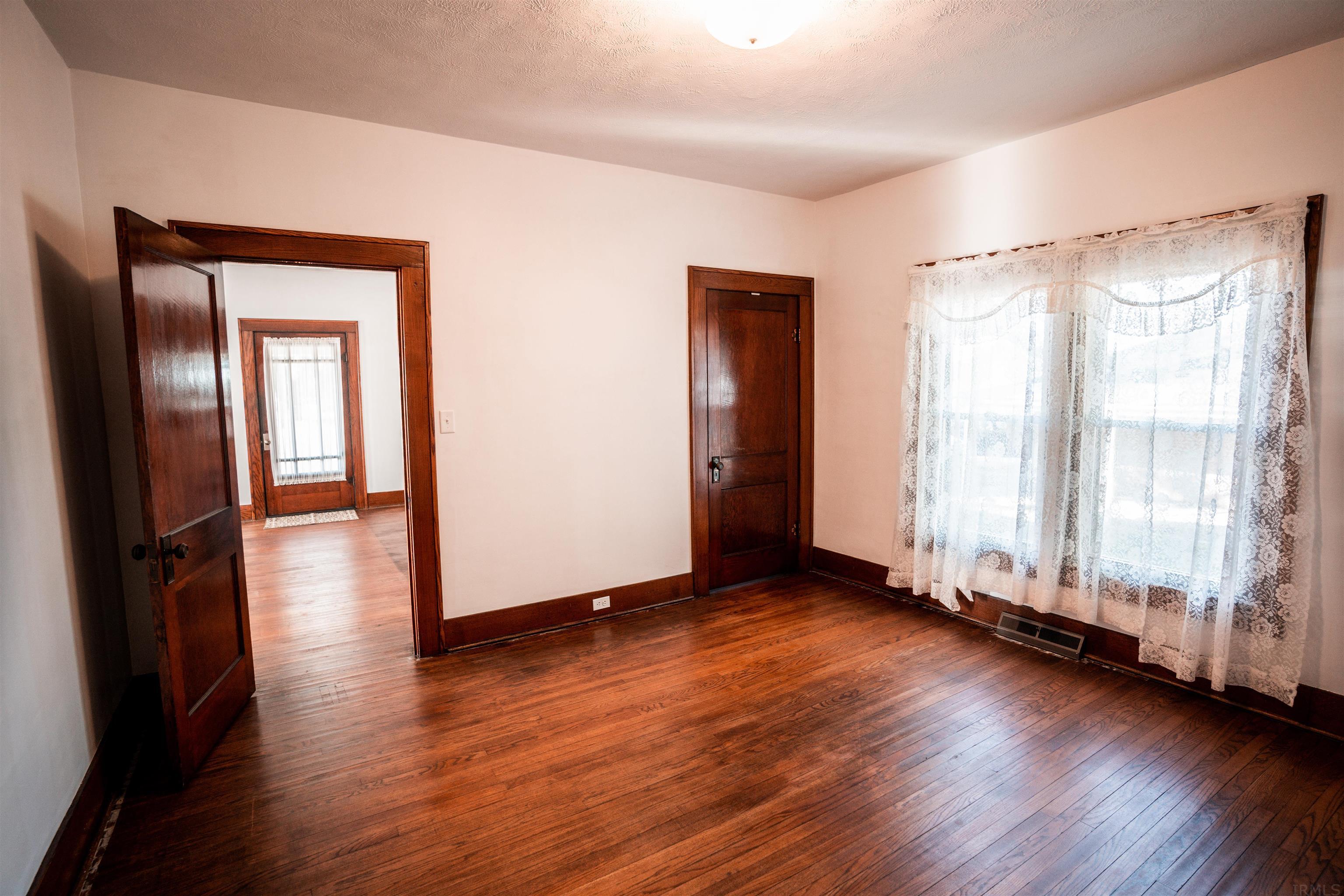 886 McCarty Road Princeton, IN 47670 - Photo 8 of 23 Gallery Image 8