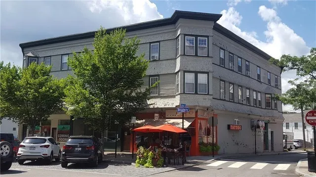 $619,000 | 102 Broadway, Unit 2B, Newport, RI 02840