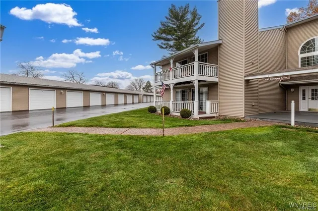 $209,900 | 1210 Youngs Road, Unit D, Amherst, NY 14221