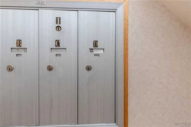 $209,900 | 1210 Youngs Road, Unit D, Amherst, NY 14221