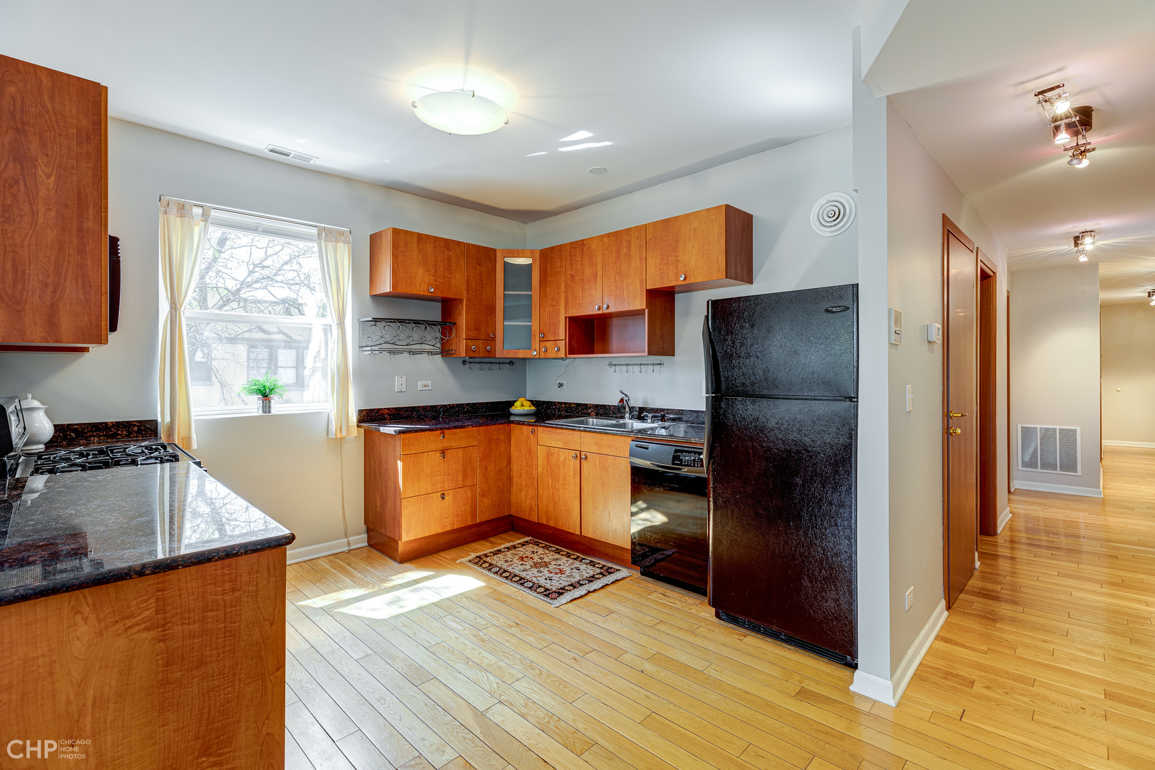 4900 North Springfield Avenue, Unit 3 Chicago, IL 60625 - Photo 9 of 20