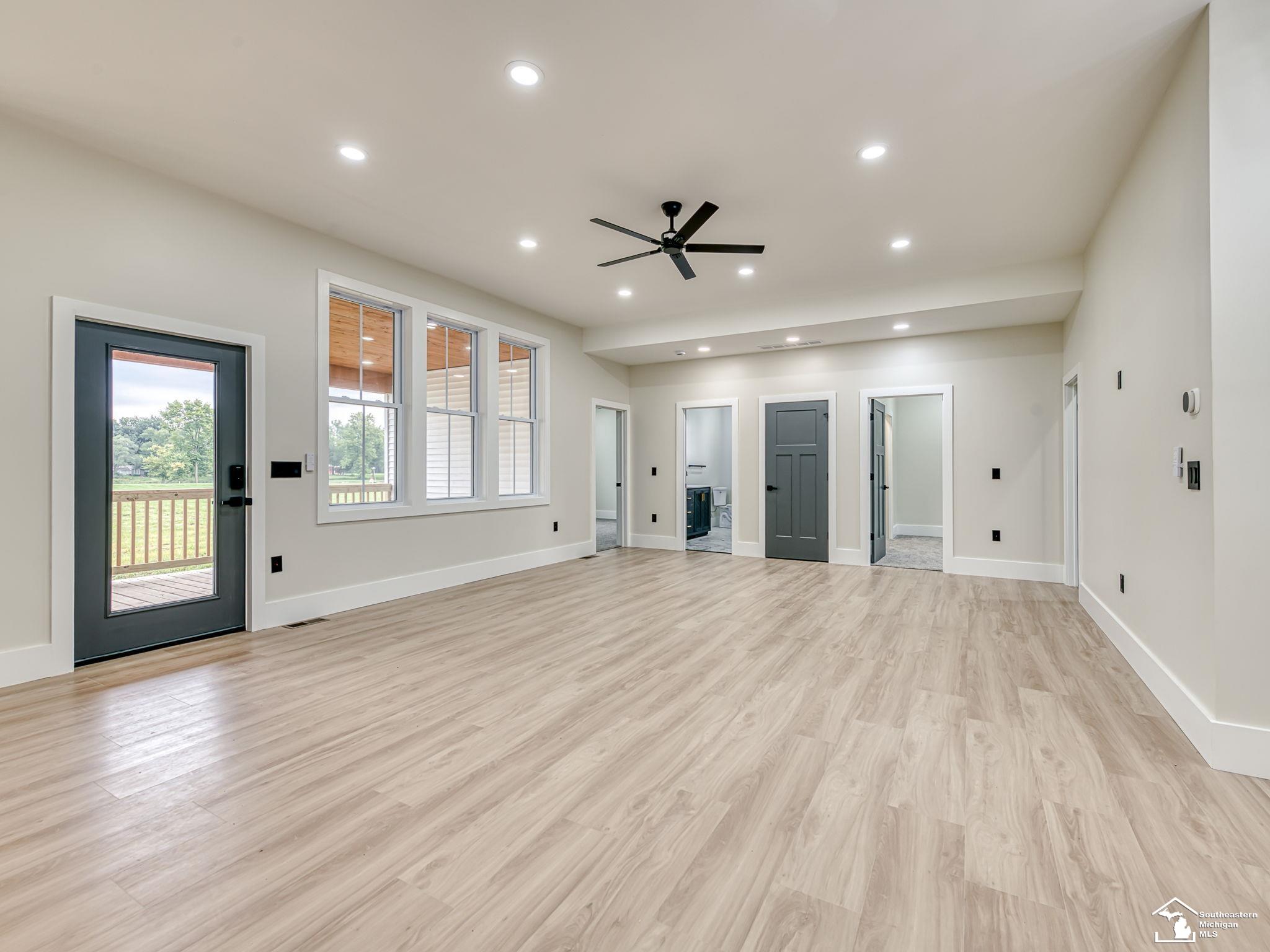 2706 South Custer Road Monroe, MI 48161 - Photo 6 of 94 Gallery Image 6