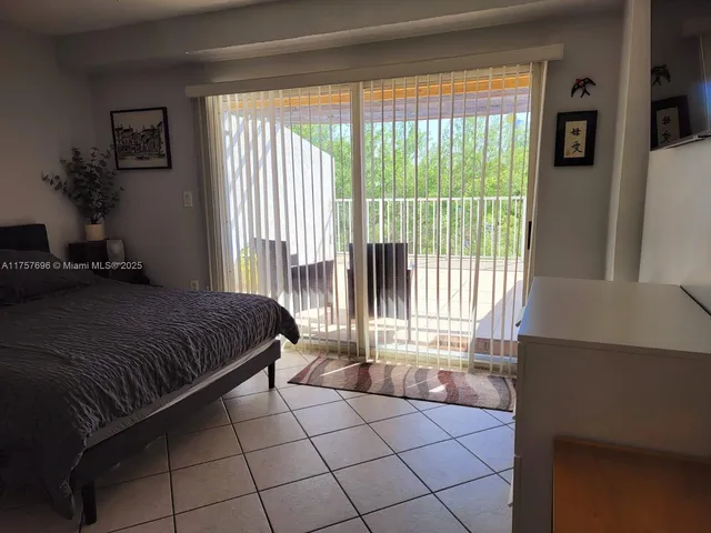 $319,000 | 2734 Bird Avenue, Unit 310, Miami, FL 33133