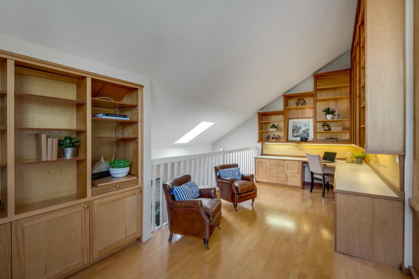 2040 West Middlefield Road, Unit 18 Mountain View, CA 94043 - Photo 26 of 35 Gallery Image 26