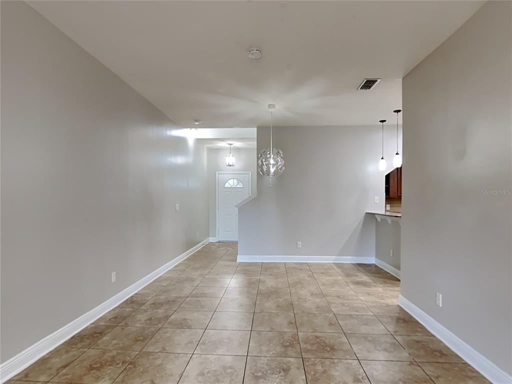 9068 Shepton Street Orlando, FL 32825 - Photo 5 of 21