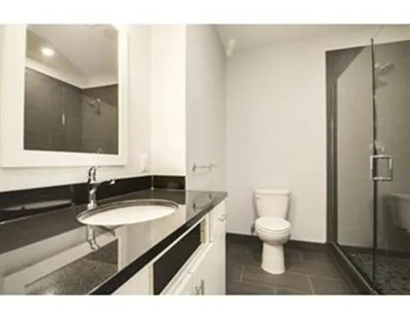 $3,650 | 339 West Broadway, Unit 4, Boston, MA 02127