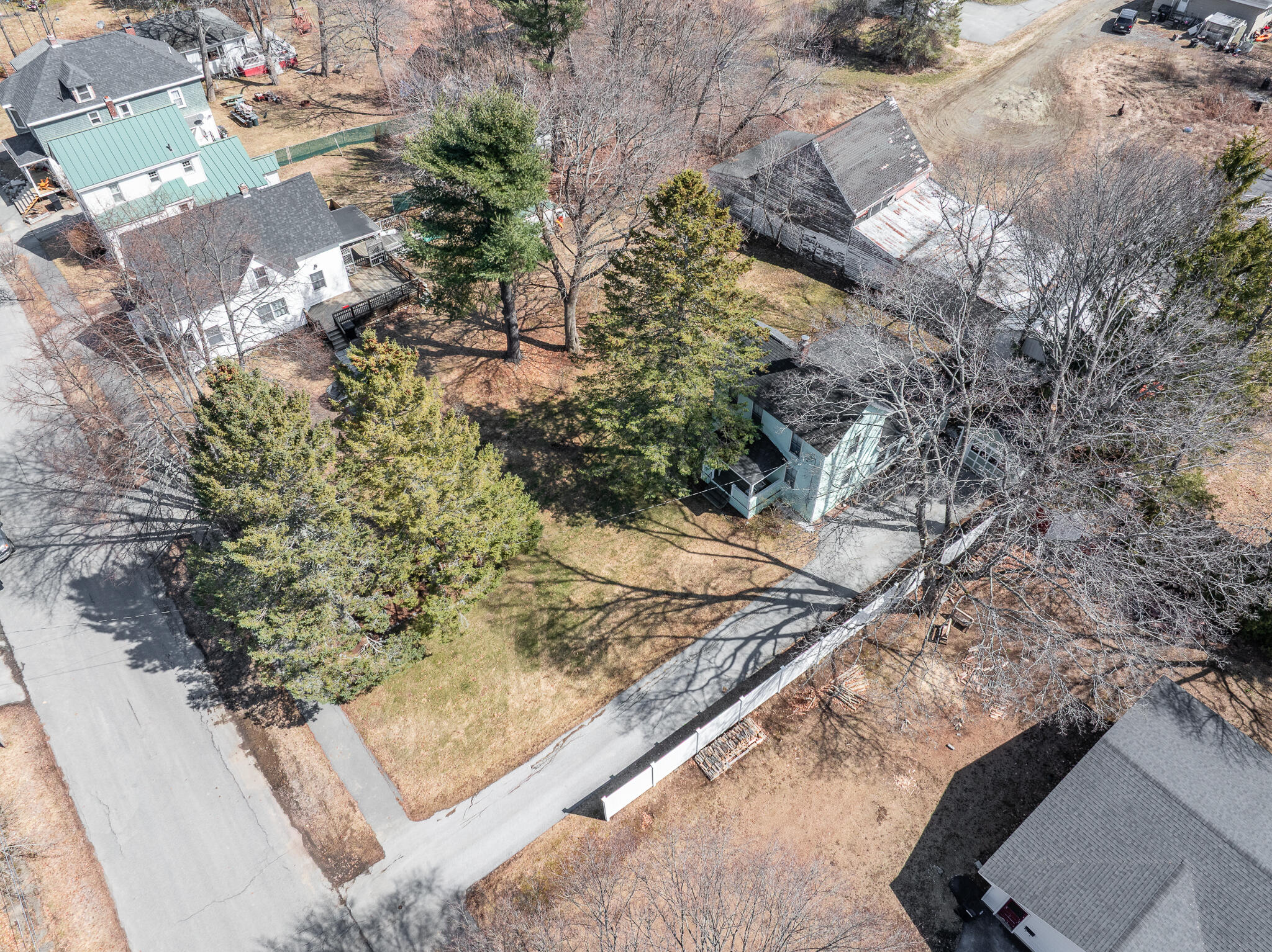 15 Lane Street Bangor, ME 04401 - Photo 4 of 23 7