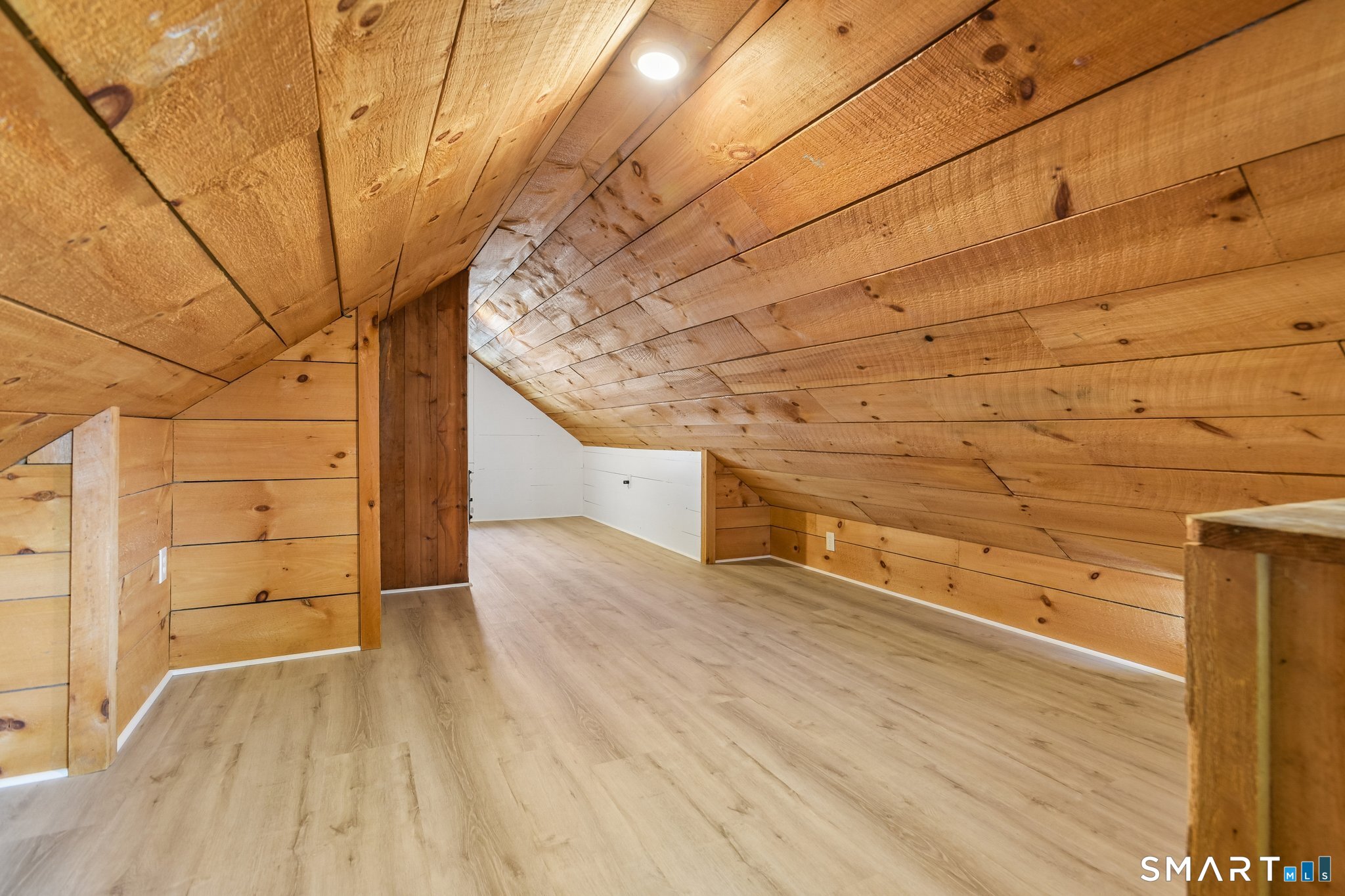42 Godfrey Street Groton, CT 06340 - Photo 23 of 32