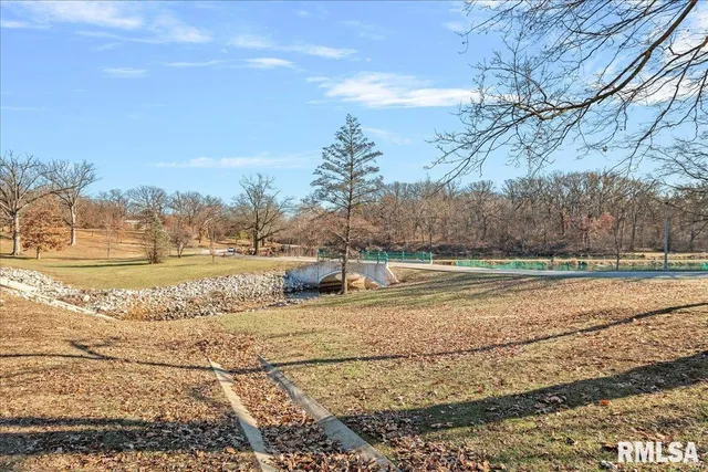 $218,000 | 21 Lookout Lane, Springfield, IL 62704