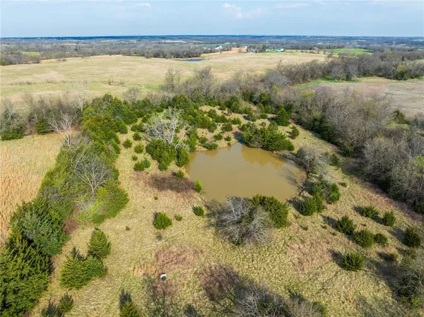 $425,000 | 210th Street, Hamilton, MO 64644