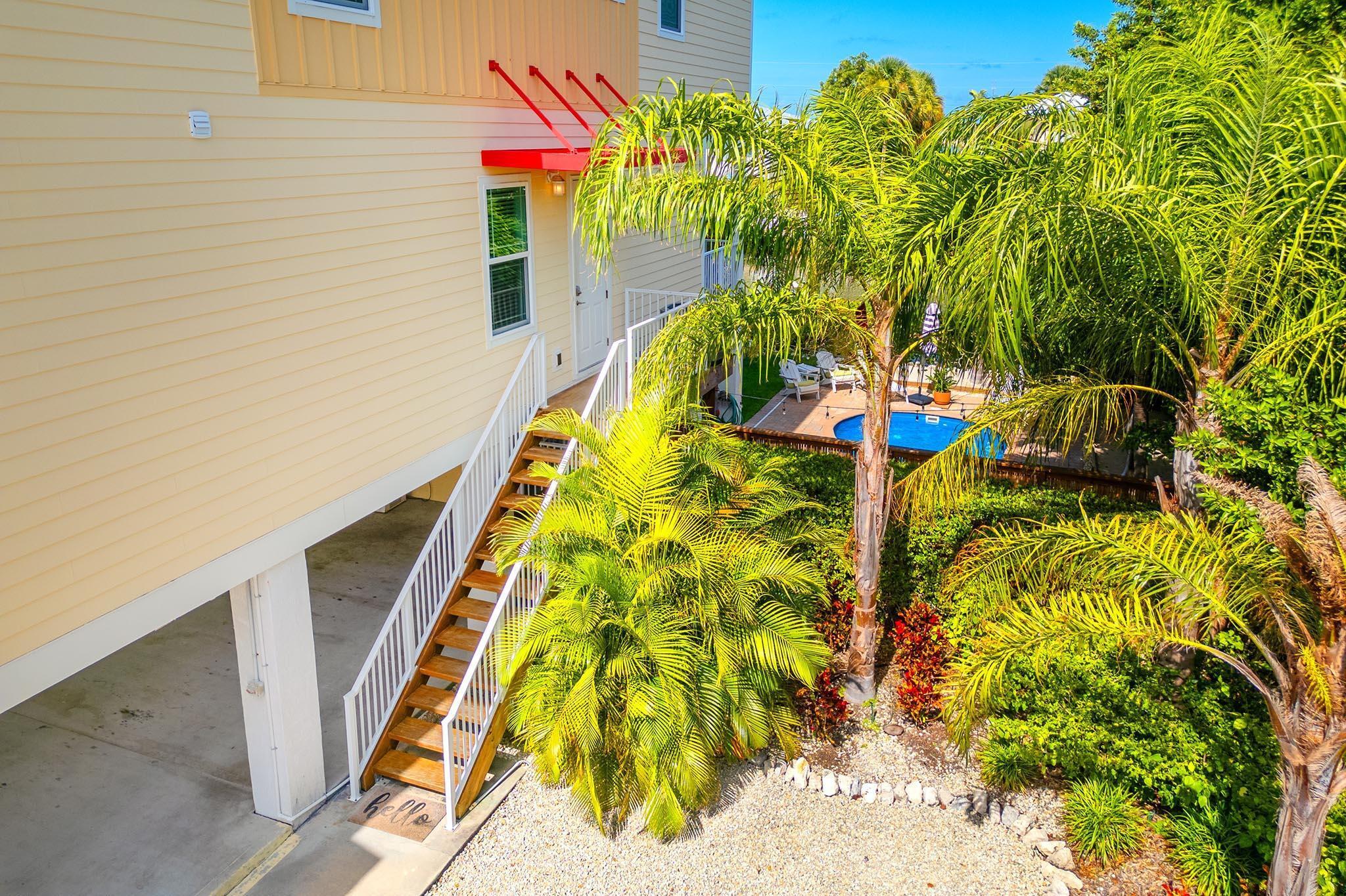 217 Sombrero Beach Road, Unit 1 & 2 Marathon, FL 33050 - Photo 23 of 67 Unit 1 Entry