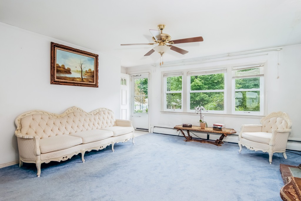 36 Cranmore Road Braintree, MA 02184 - Photo 4 of 21 Gallery Image 4