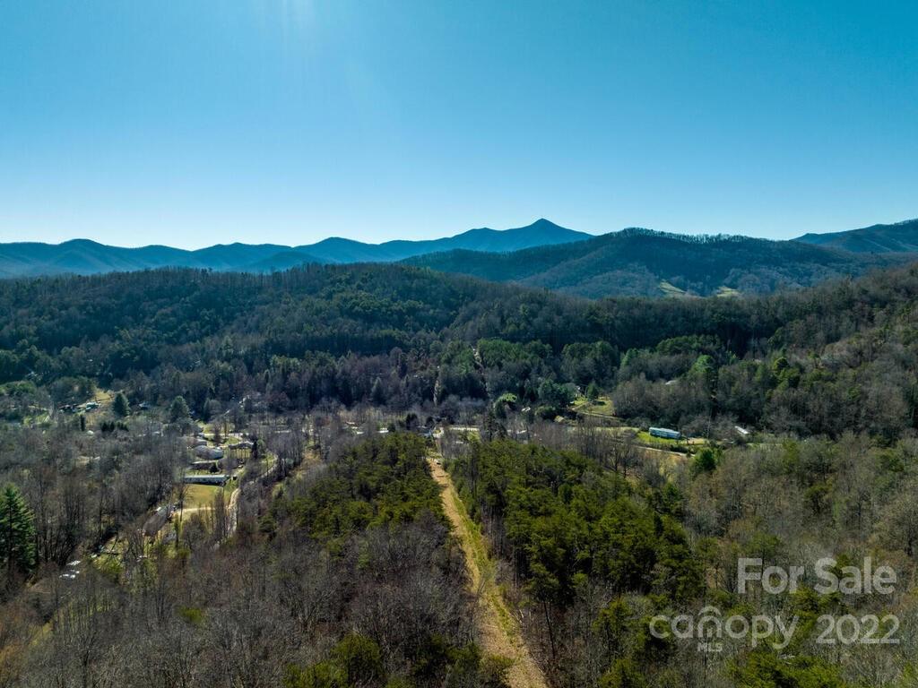 6 Tylers Run Road, Unit 12 Candler, NC 28715 - Photo 14 of 31