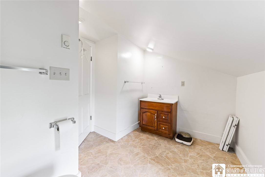 4626 Van Buren Road Pomfret, NY 14048 - Photo 4 of 35