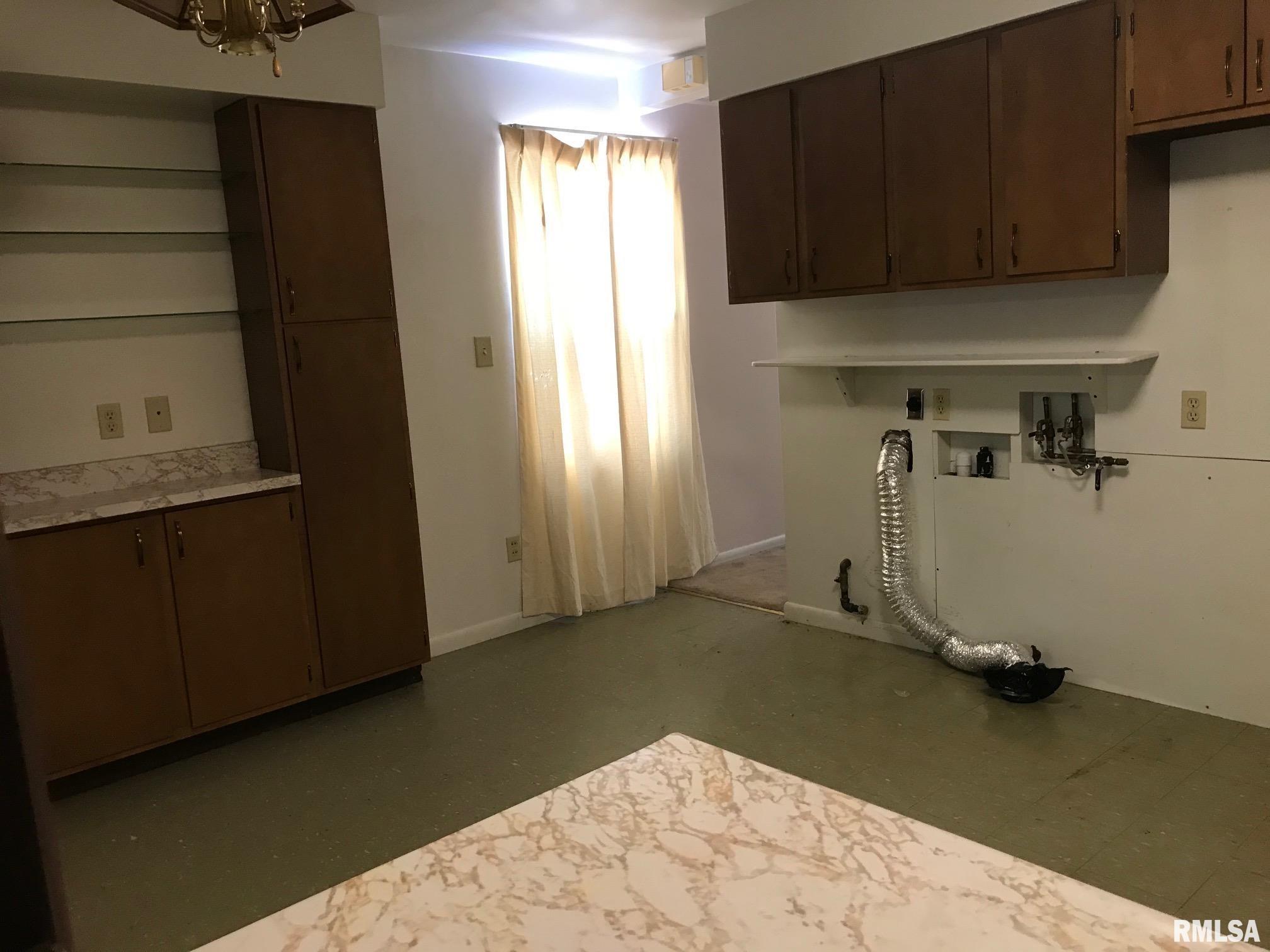 1709 Albert Street Springfield, IL 62702 - Photo 10 of 10