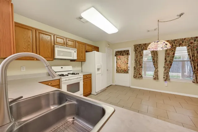 $1,850 | 16211 Cole Bridge Lane, Cypress, TX 77429