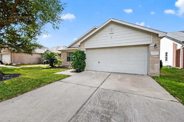 $1,850 | 16211 Cole Bridge Lane, Cypress, TX 77429