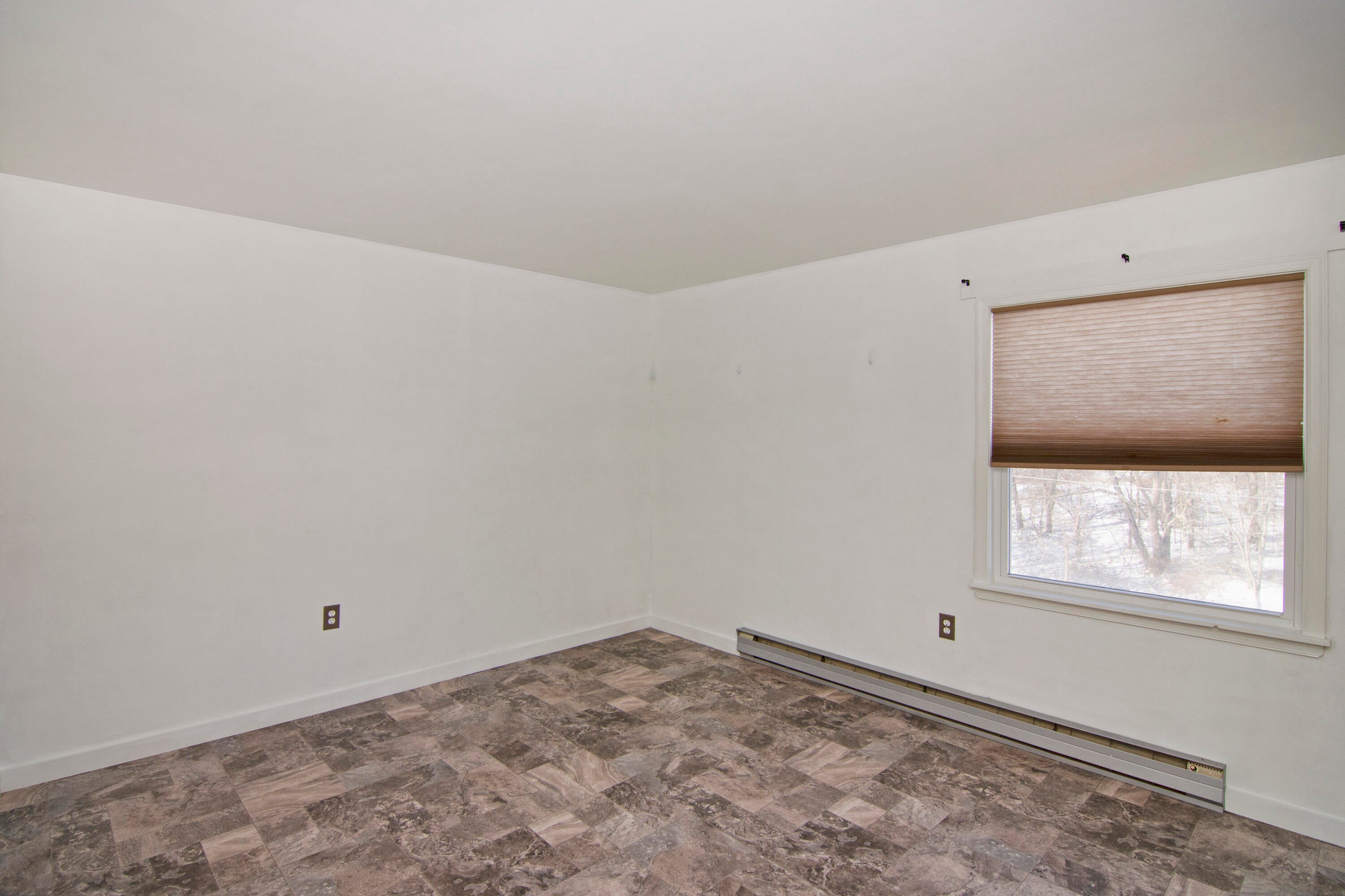 253 Sunset Cir Road Lewisburg, WV 24901 - Photo 13 of 28 Gallery Image 13