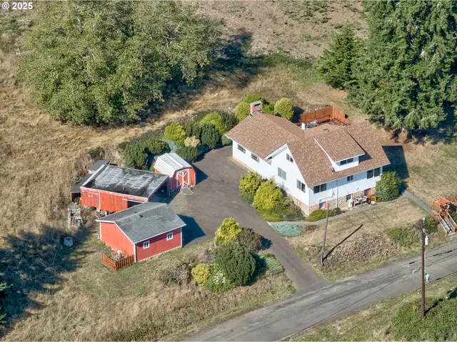 $608,000 | 35539 Little Walluski Lane, Astoria, OR 97103