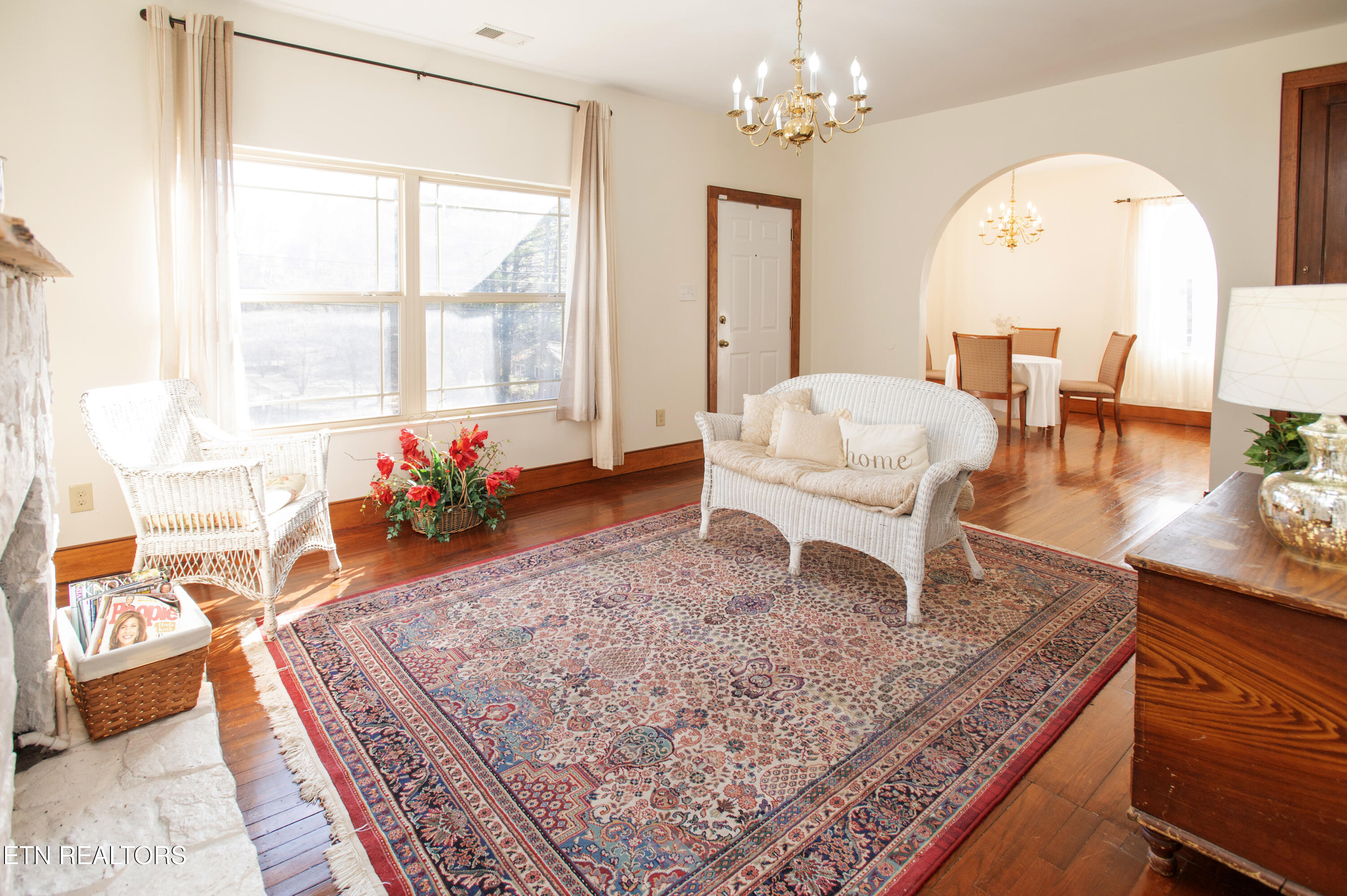 5713 Oak Road Knoxville, TN 37918 - Photo 3 of 54 Z62_9871 copy