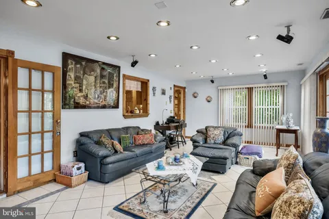 $475,000 | 245 Ashland Avenue, Cherry Hill, NJ 08003