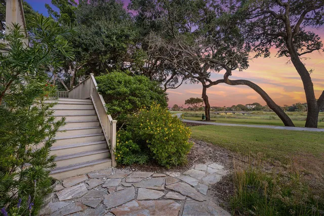$2,495,000 | 2433 High Hammock Road, Seabrook Island, SC 29455