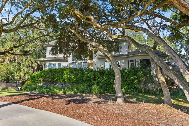 $2,495,000 | 2433 High Hammock Road, Seabrook Island, SC 29455