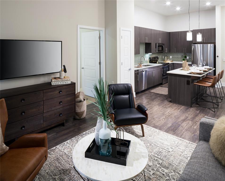 600 Harrold St Unit E3343  