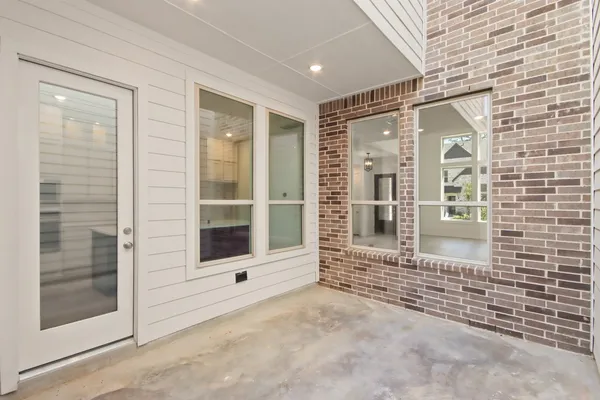 $434,990 | 329 Fields Lane, Montgomery, TX 77316