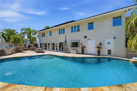 $2,995,000 | 16642 Melville Circle, Huntington Beach, CA 92649
