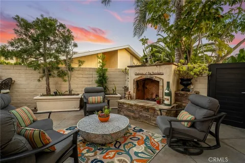 $2,995,000 | 16642 Melville Circle, Huntington Beach, CA 92649