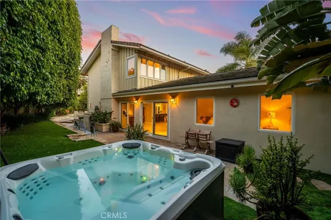$2,995,000 | 16642 Melville Circle, Huntington Beach, CA 92649