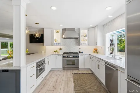 $2,995,000 | 16642 Melville Circle, Huntington Beach, CA 92649