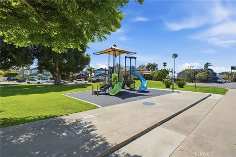 $2,995,000 | 16642 Melville Circle, Huntington Beach, CA 92649