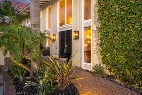 $2,995,000 | 16642 Melville Circle, Huntington Beach, CA 92649