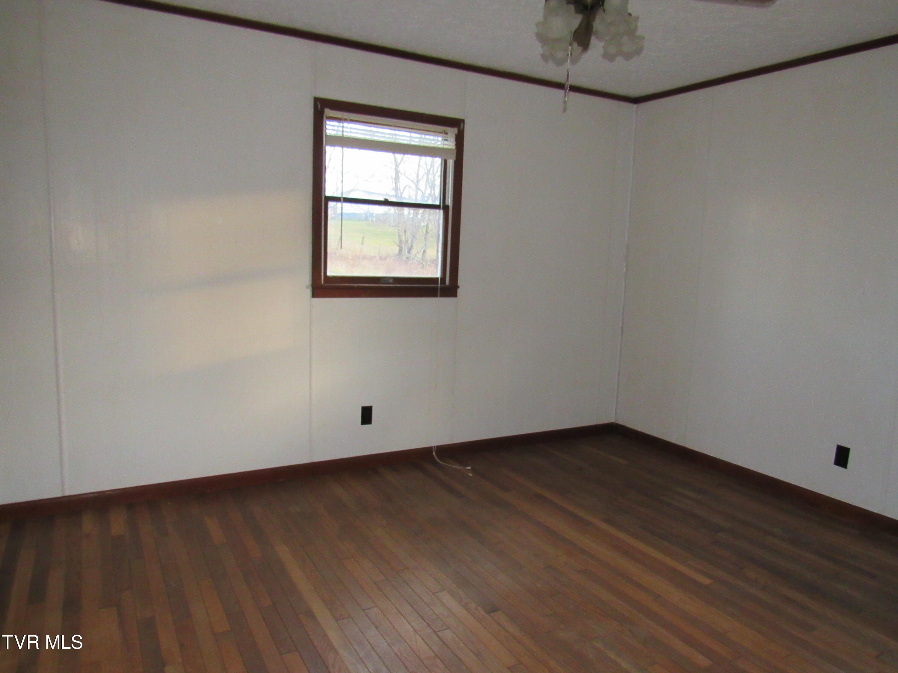 1186 Hamilton Town Road Coeburn, VA 24230 - Photo 23 of 68 IMG_1416