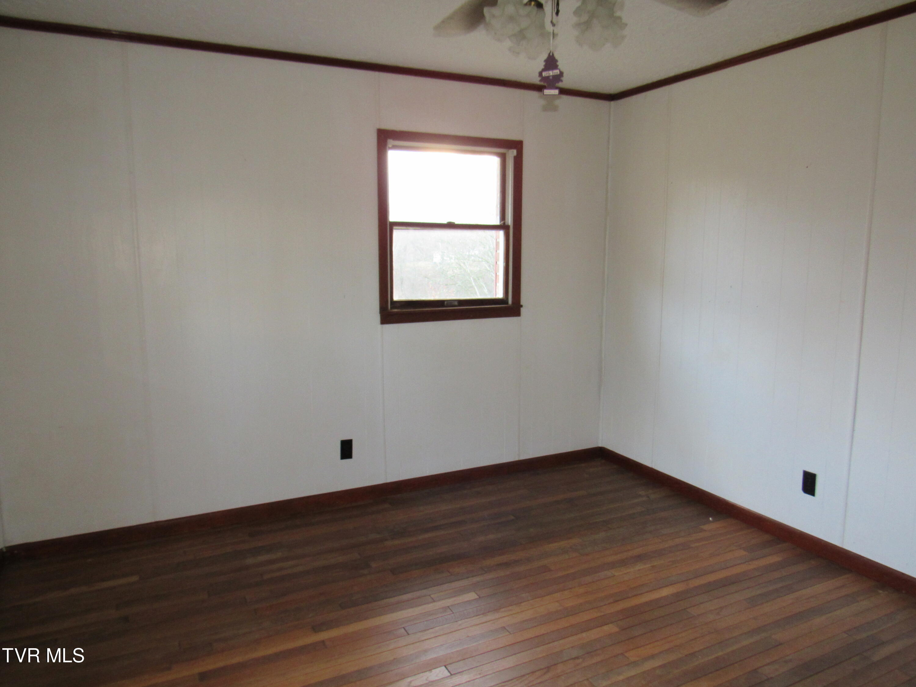 1186 Hamilton Town Road Coeburn, VA 24230 - Photo 26 of 68 IMG_1419