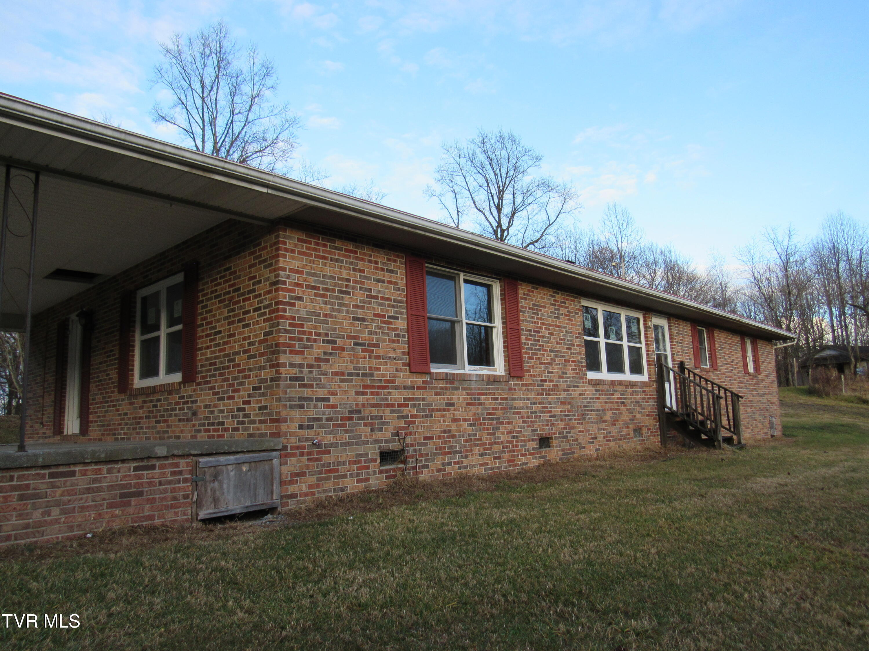 1186 Hamilton Town Road Coeburn, VA 24230 - Photo 37 of 68 IMG_1371