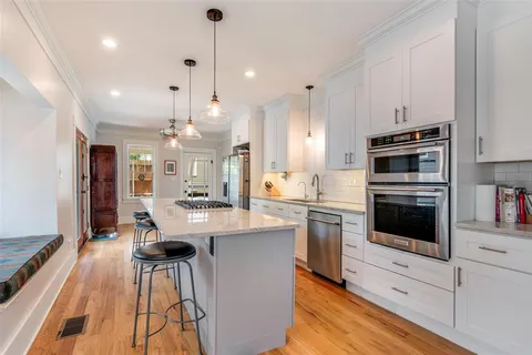 $1,150,000 | 4933 Victor Street, Dallas, TX 75214