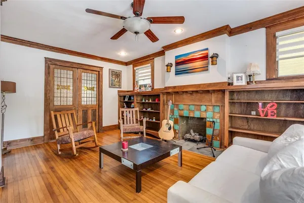 $1,150,000 | 4933 Victor Street, Dallas, TX 75214