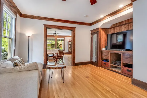$1,150,000 | 4933 Victor Street, Dallas, TX 75214