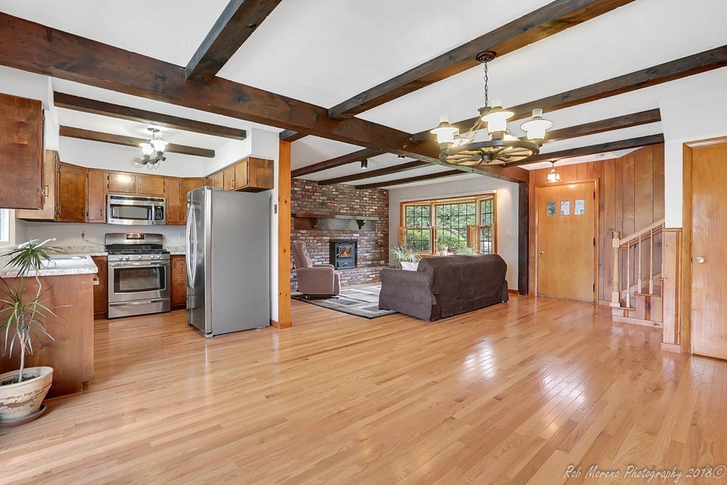 7 Appletree Road Danvers, MA 01923 - Photo 6 of 22 Gallery Image 6