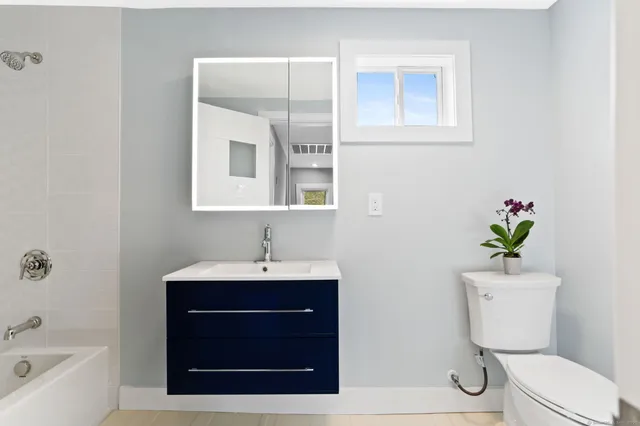 $850,000 | 44 Beachland Avenue, Milford, CT 06460