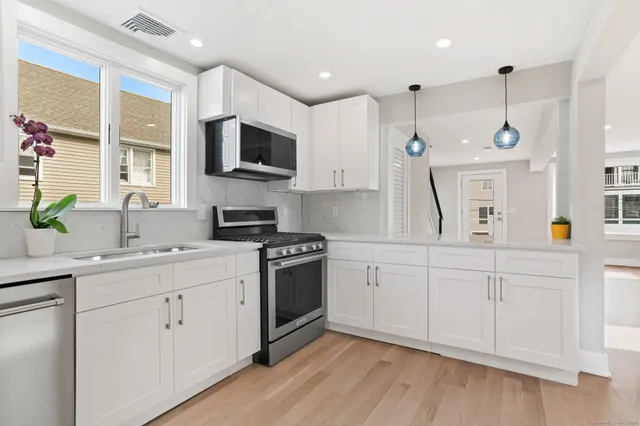 $850,000 | 44 Beachland Avenue, Milford, CT 06460