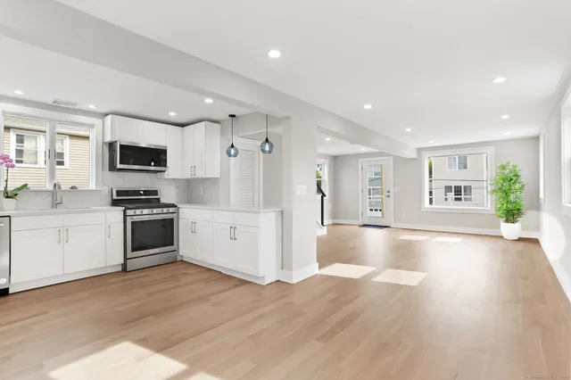 $850,000 | 44 Beachland Avenue, Milford, CT 06460