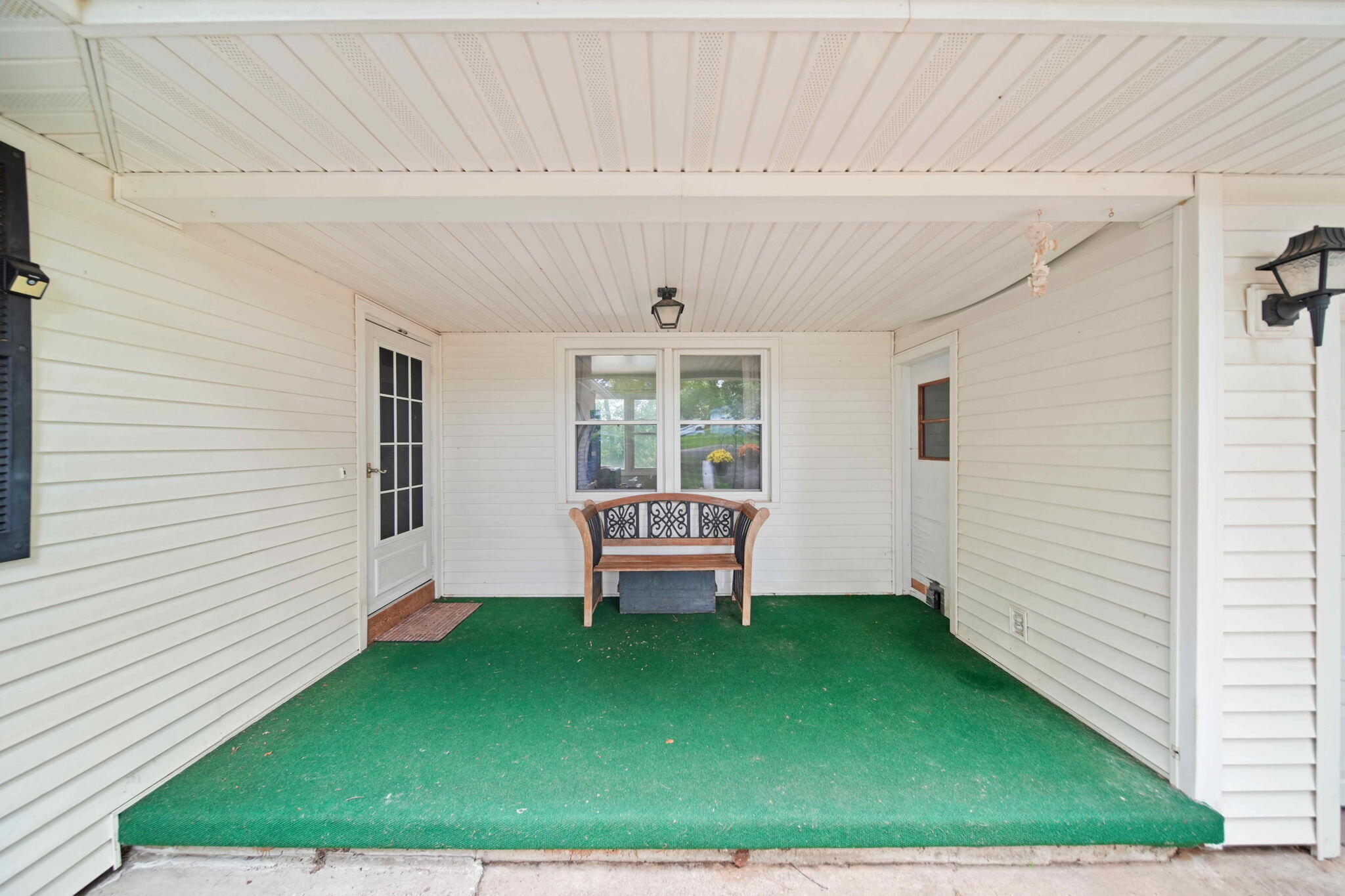 14170 Erie Road Albion, MI 49224 - Photo 10 of 34 7-web-or-mls-DSC02548